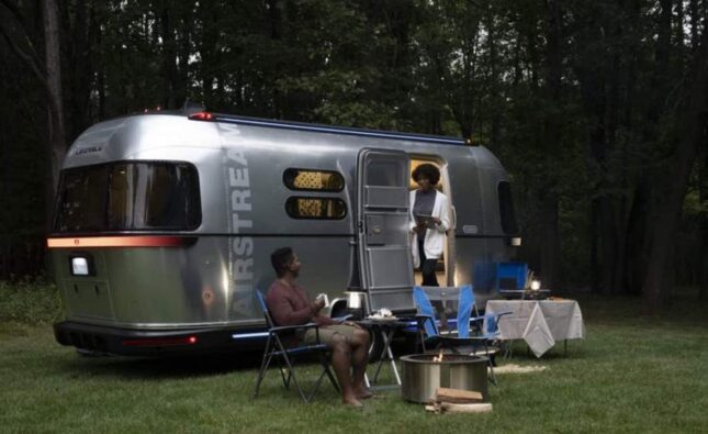 This Airstream eStream concept is an electric camper with an innovative twist